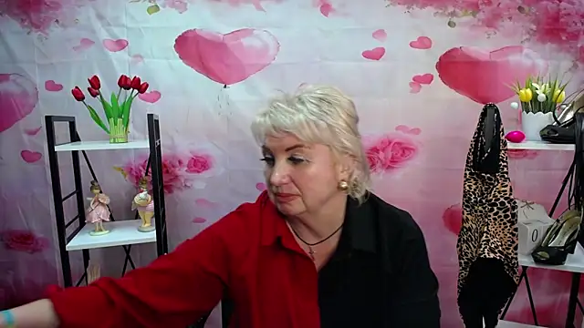 RenataDaster: онлайн-секс-чат