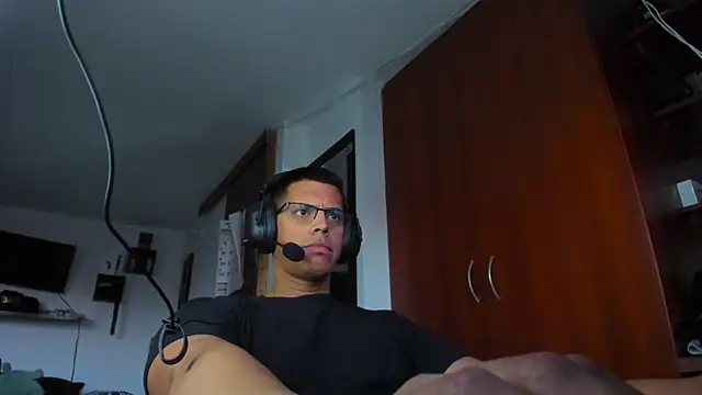 _John_Boy_ Adlı Modelin Canlı XXX Sohbeti