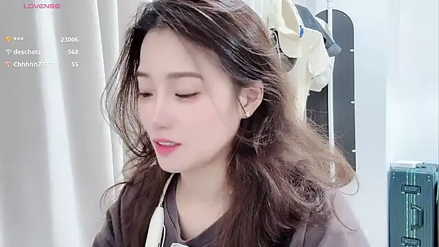 yuyu_77 Pertunjukan Webcam