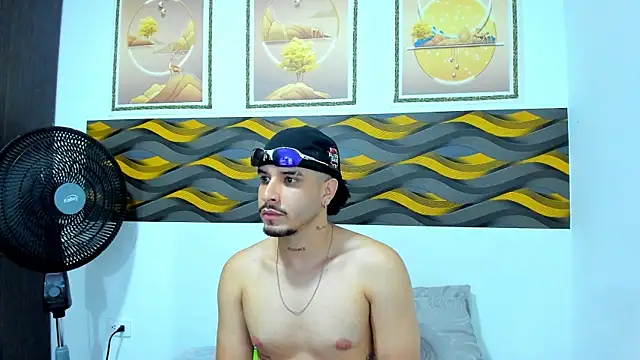 Leon_Hotx's Live XXX Chat