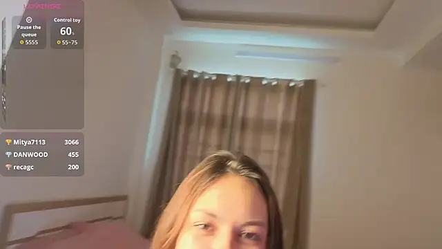 mmmilaniia Live XXX-Chat