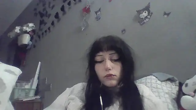 ChargedReign Show in webcam