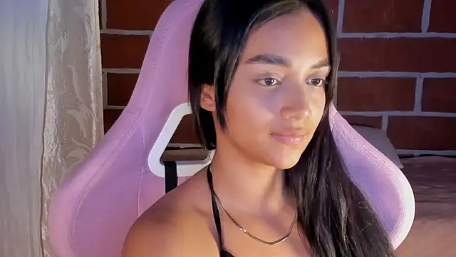 MelanyOconner Adlı Modelin Canlı XXX Sohbeti
