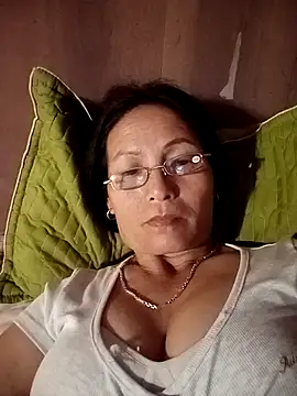 Živý XXX chat Cucci07