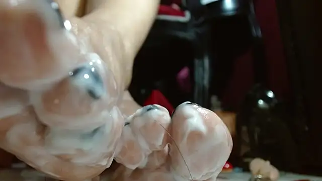 MeGoddesSara 现场XXX聊天