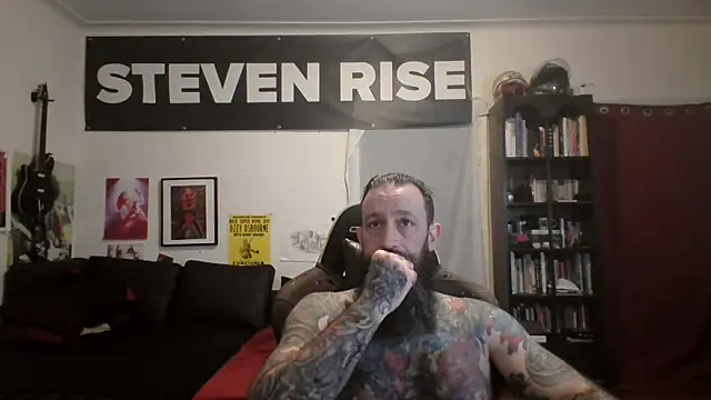 StevenRiseNYC Show in webcam