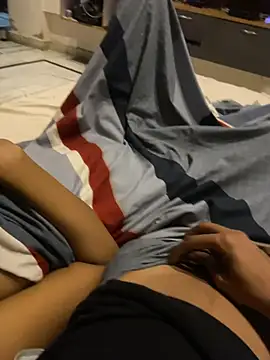 Cute-But-Naughty's Webcam Show