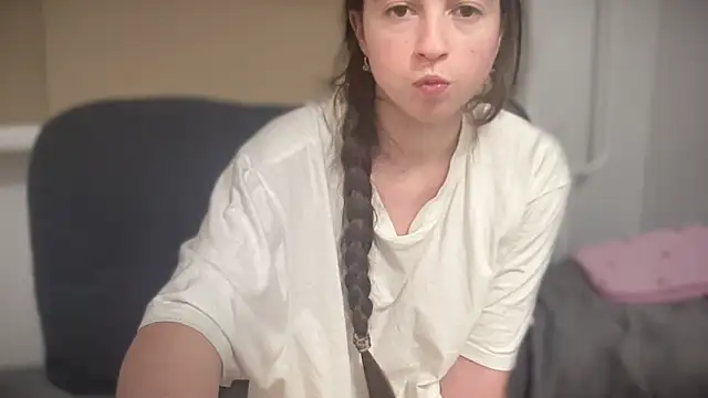 Aphr0ditee's Webcam Show