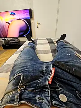 Pokazy przed kamerką – sensualman90