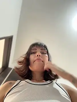 ArisSC1's Live XXX Chat