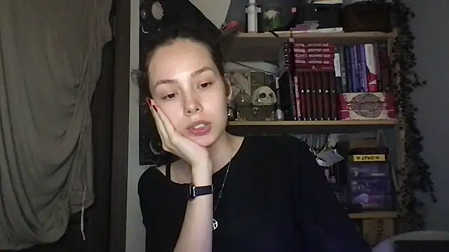 Yuna5343 Chat XXX in diretta