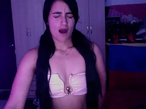 BulmaStar Chat XXX in diretta