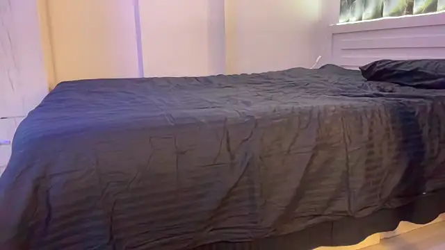 XXX chat uživo modela Aokimai