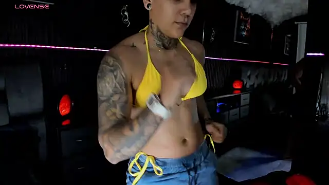 Chat XXX en directo de ZhoeStrong