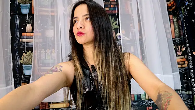 Chat XXX en directo de julietta___jackson