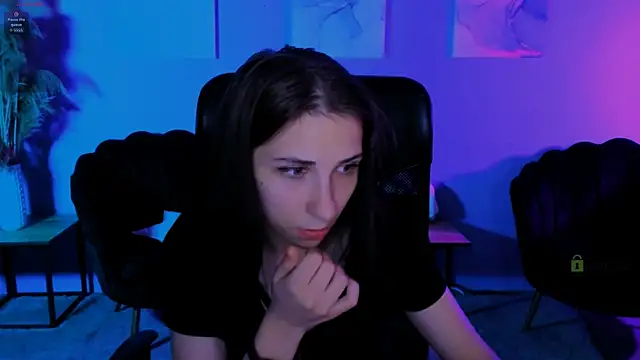 sweetie_chloe_'s Live XXX Chat