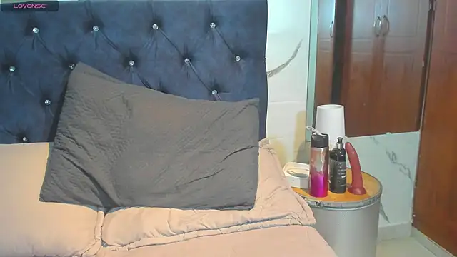 Chat +18 de _maria_foxx_ ao vivo
