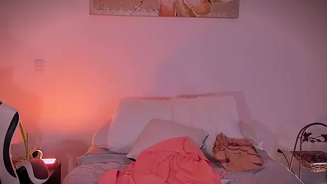 ChloeMoreti 现场XXX聊天