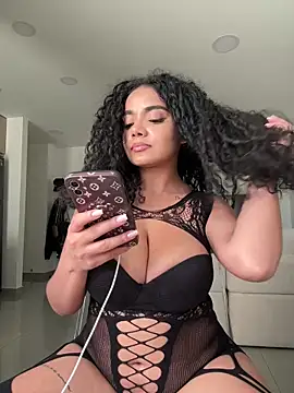 Chatroom XXX en direct de Curlyierr