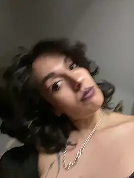 Piggiteablacktea Live XXX-Chat
