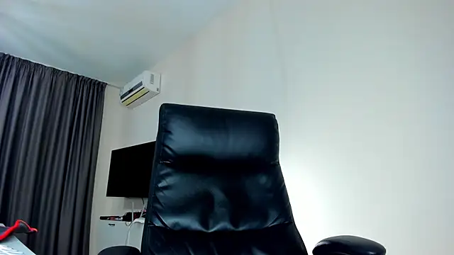 XXX chat uživo modela Findom_guy