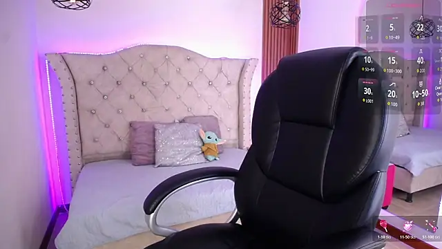 Chat +18 de Elizabeth_Evans1 ao vivo