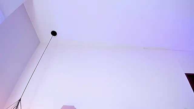 AnnaBroooks – Naživo XXX chat