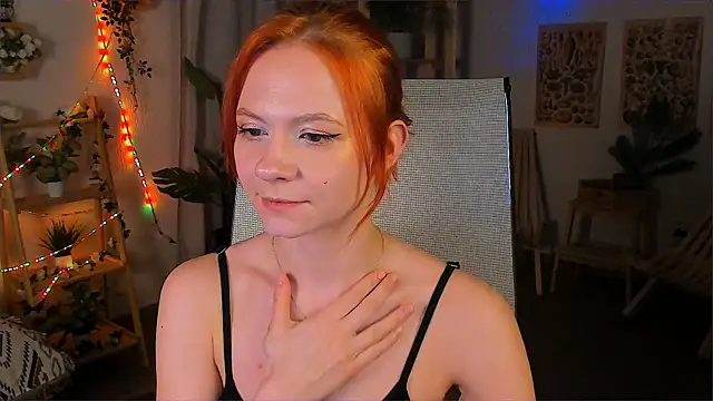 LisaAris' Live XXX Chat