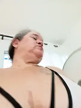 Živý XXX chat CheekySnowQueen_69