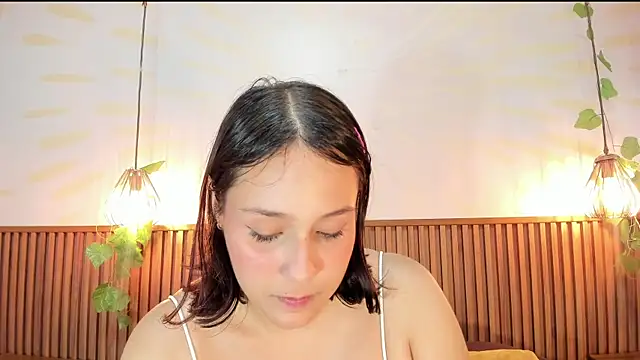 AmelieCooper Chat XXX in diretta