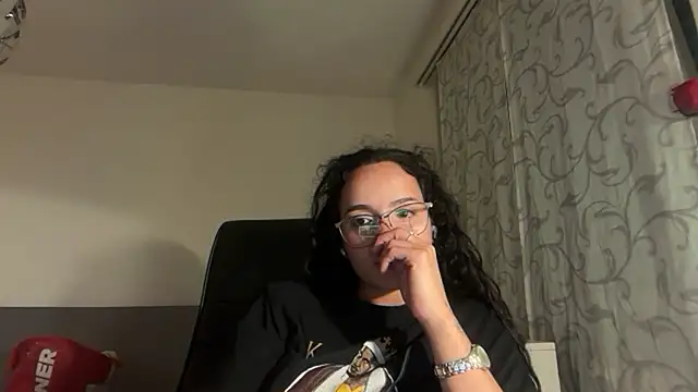 Maia_Park's Live XXX Chat