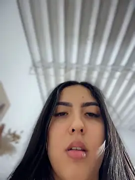 Sofia_Collins- লাইভ XXX চ্যাট