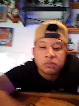 themorenofit08's Live XXX Chat