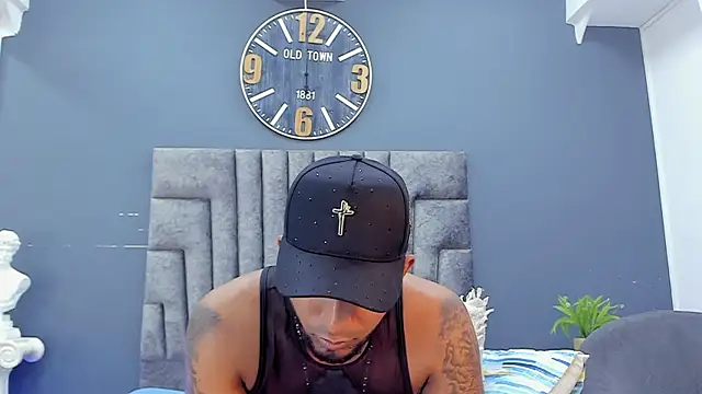 Robin_Rief's Live XXX Chat