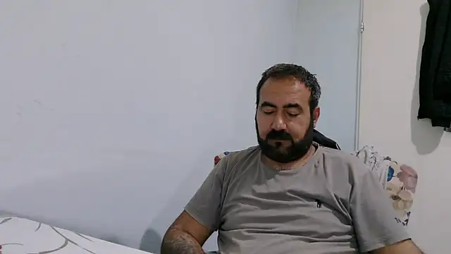 -dark-look-'s Live XXX Chat