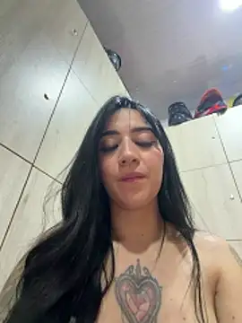 EmmyEvans1 Chat XXX in diretta