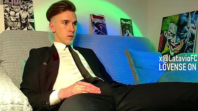 Midnighter_ Webcam Show