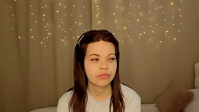Chat +18 de DomoniqueRebel ao vivo