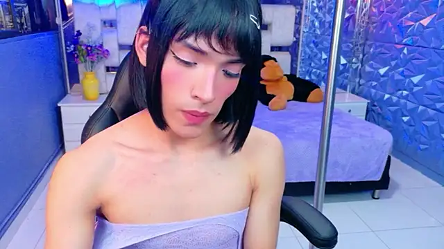 XXX chat uživo modela AlecciaNova