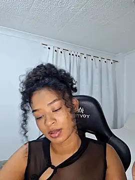 Tammy-Bliss – Naživo XXX chat