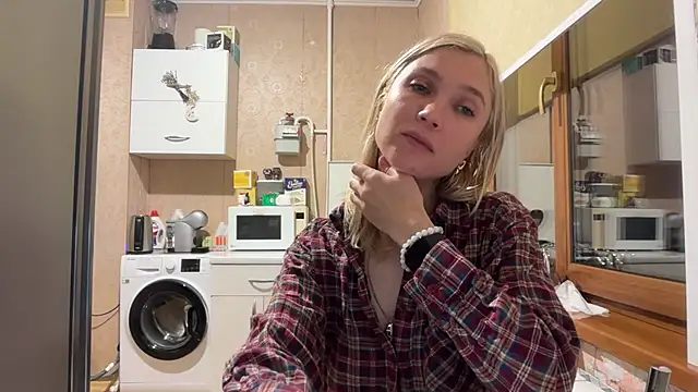 AngelJeni Chat XXX in diretta