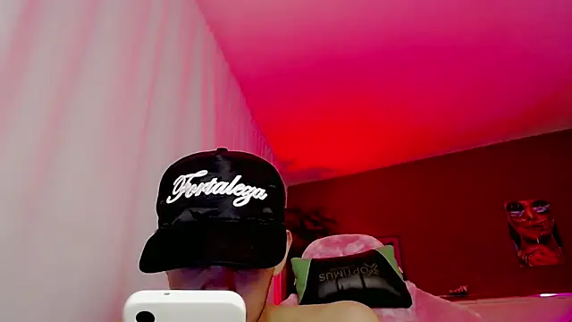 Top_and_bottom Webcamshow