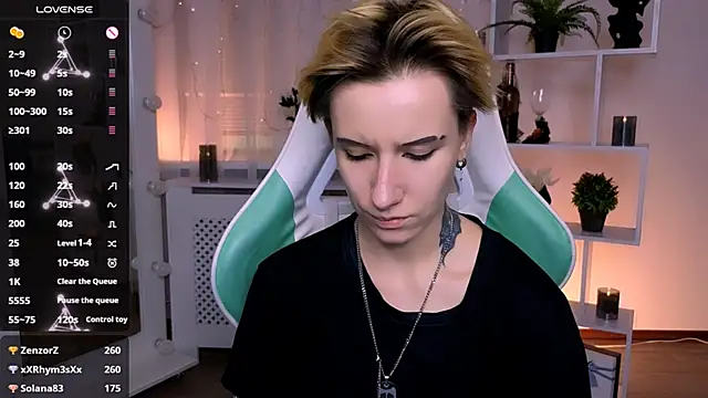 _Rein_ramm Adlı Modelin Canlı XXX Sohbeti