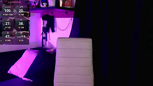 Chat +18 de BLACKTSUKI7_ ao vivo