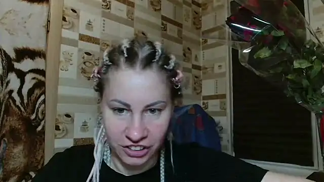 Chat +18 de TherestlessKitty ao vivo
