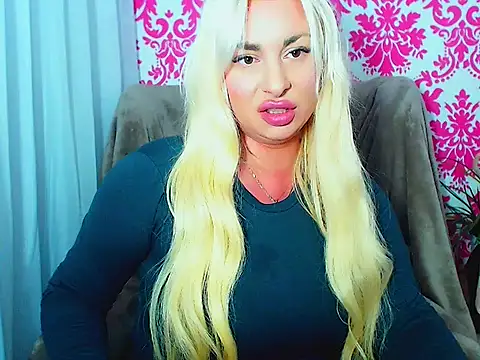 Chat +18 de LuxuriaGoddess ao vivo