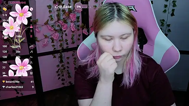 Chat +18 de kitsune_little ao vivo