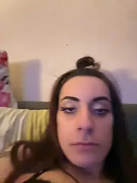 chiara-mario Adlı Modelin Canlı XXX Sohbeti