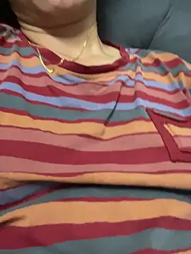 Sunny-yy – Naživo XXX chat