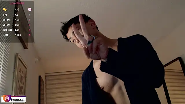 ivaaaan_ Show in webcam